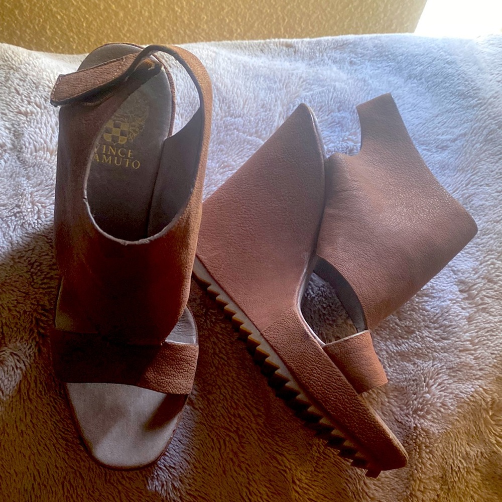 Tan wedges
